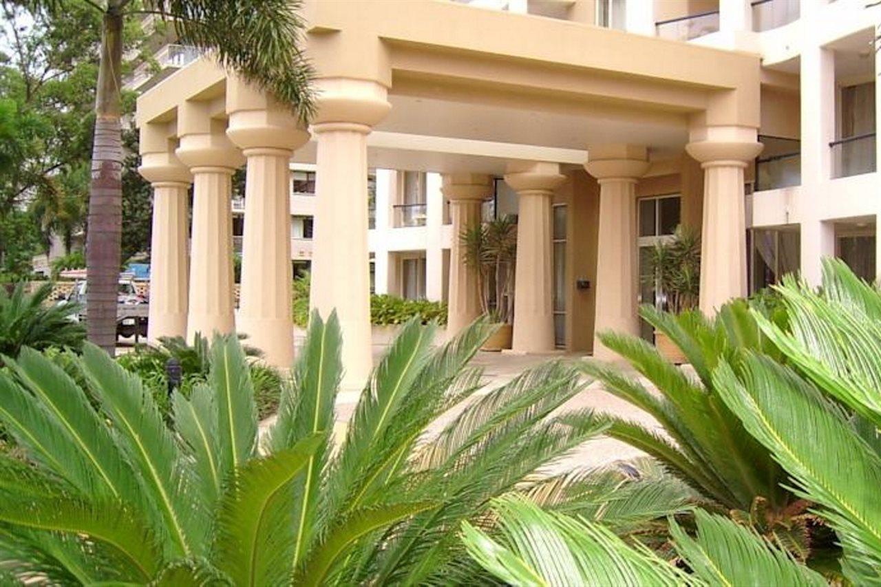 Palazzo Colonnades Aparthotel Gold Coast Buitenkant foto